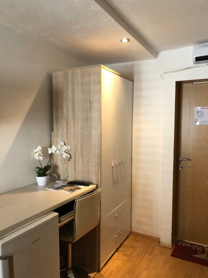 Lily Apartment Koper Ngoại thất bức ảnh